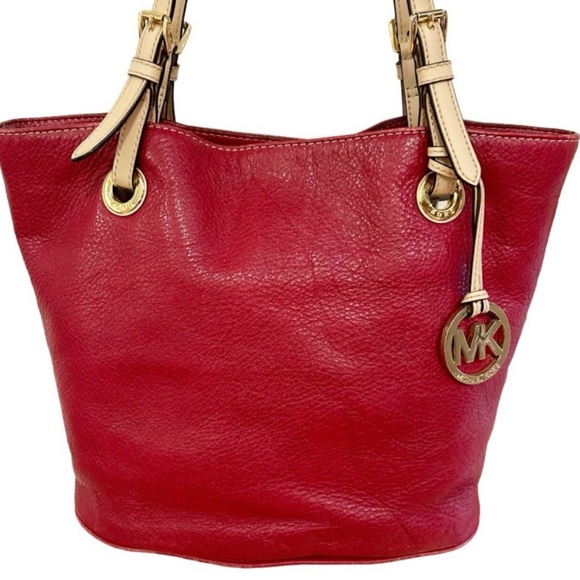 MICHAEL Michael Kors Handbags - Michael Kors Pebbled Leather Bucket Bag